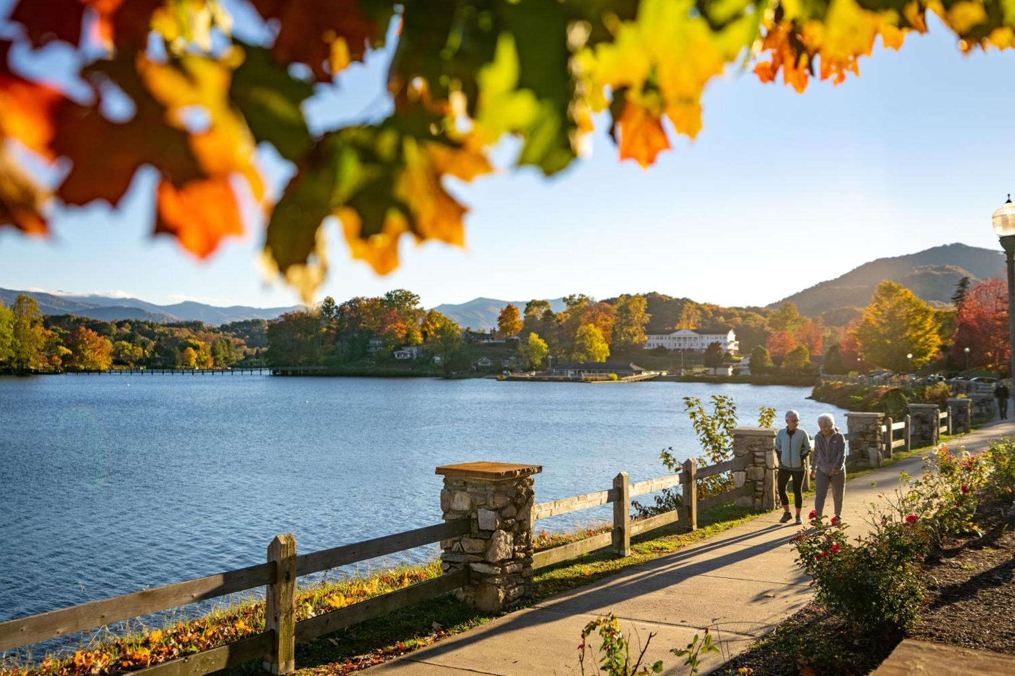 English Roses Lake Junaluska Exterior foto